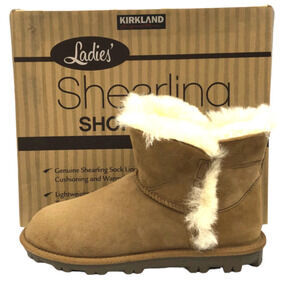 Kirkland Signature Shearling Short Boot Womens Size 6 Chestnut Genuine Sheepskin